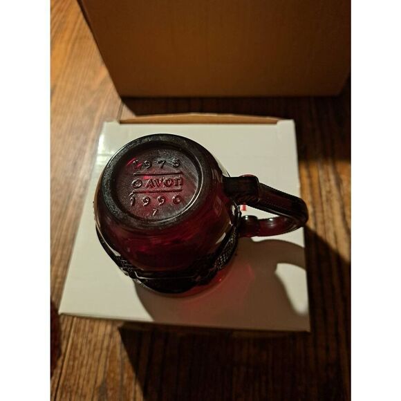 Vintage Avon 1990 1876 Cape Cod Ruby Red Cup & Saucer Set NOS w/ Box - Picture 8 of 9